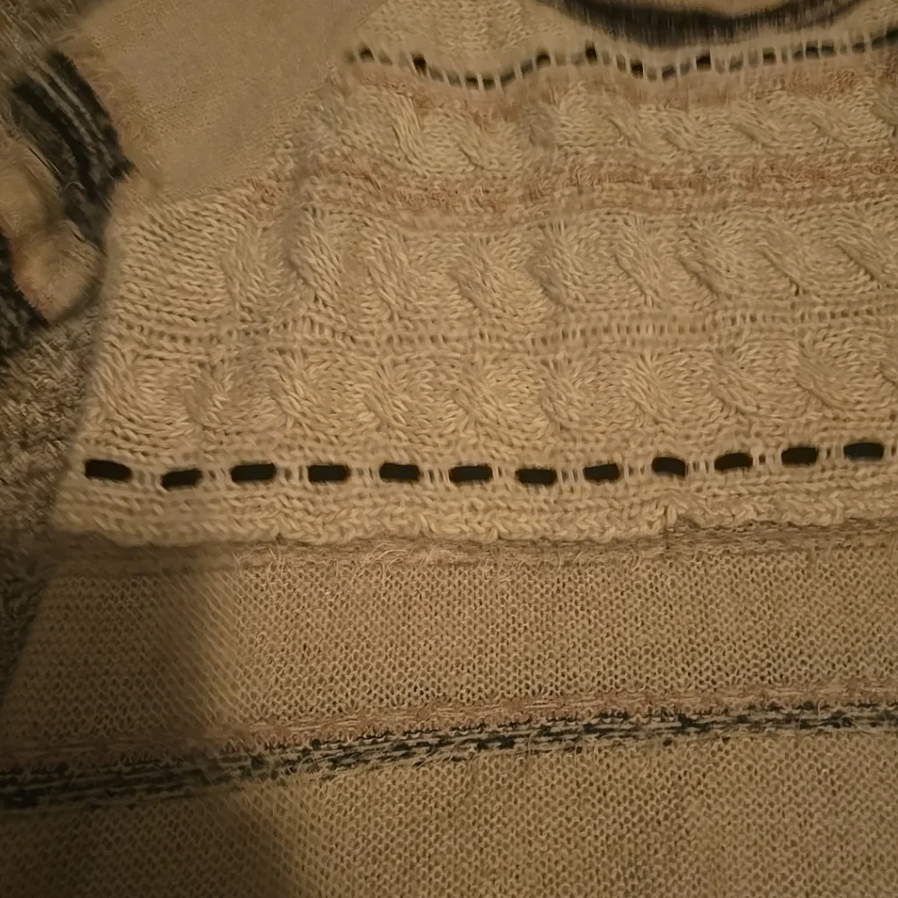 Free People Sweater - Picture 10 of 12